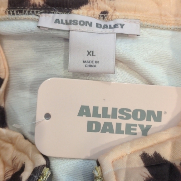 Allison Daley Leopard Print Quilted Full Zip Vest with Pockets size XL - Picture 5 of 7